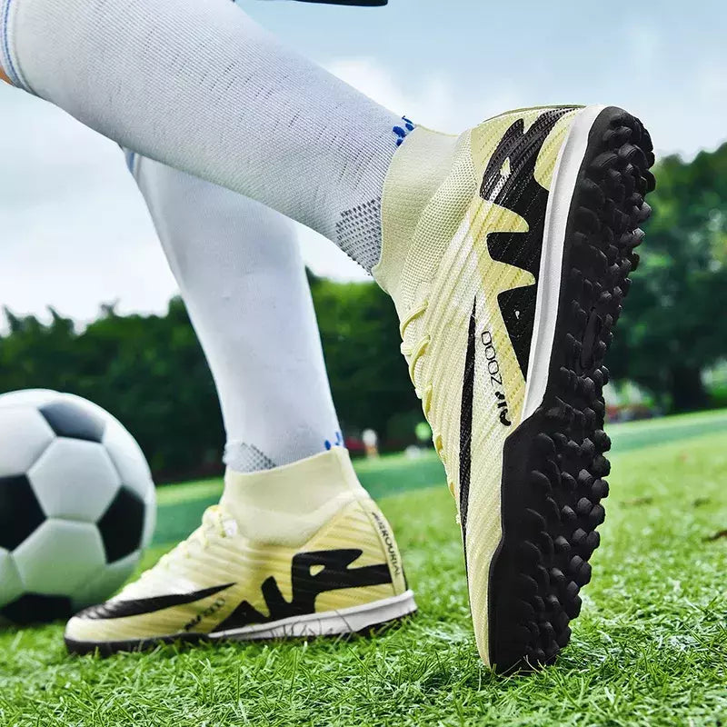 Sapatos de futebol antiderrapantes profissionais para homens, botas de treinamento Grass Society, grampos de qualidade superior, botas originais, novos
