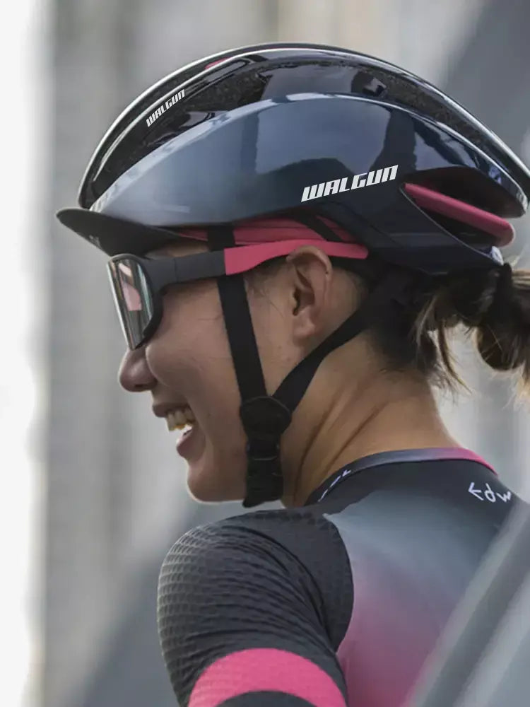 WALGUN Homens Mulheres Aero Capacete de Ciclismo M L Confortável Capacete de Bicicleta de Estrada Design Aerodinâmico Capacetes de Bicicleta Ultra-leve Casco