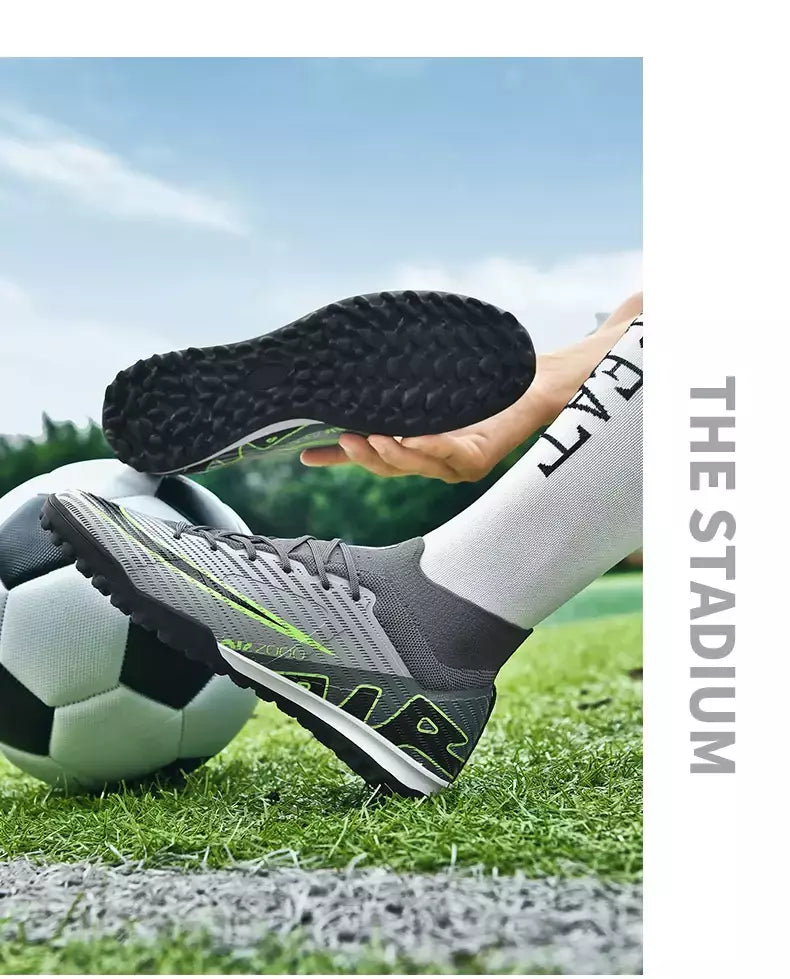 Sapatos de futebol antiderrapantes profissionais para homens, botas de treinamento Grass Society, grampos de qualidade superior, botas originais, novos