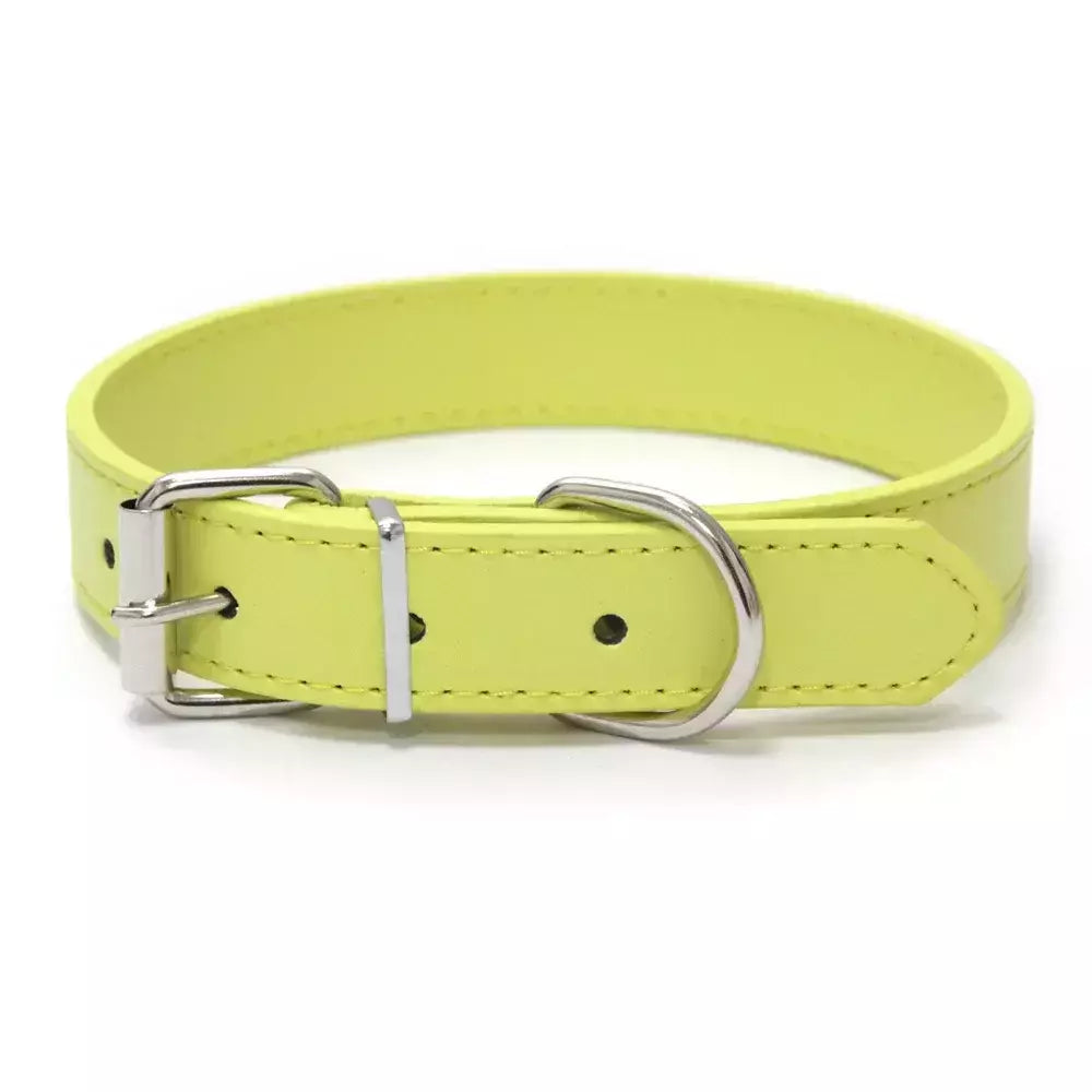 Coleira de couro para cachorro, cor sólida, ajustável, gato, filhote de cachorro, alça de pescoço, adequada para cães médios e pequenos, suprimentos para animais de estimação