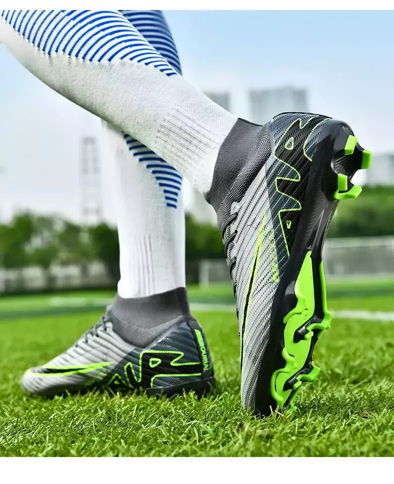 Sapatos de futebol antiderrapantes profissionais para homens, botas de treinamento Grass Society, grampos de qualidade superior, botas originais, novos