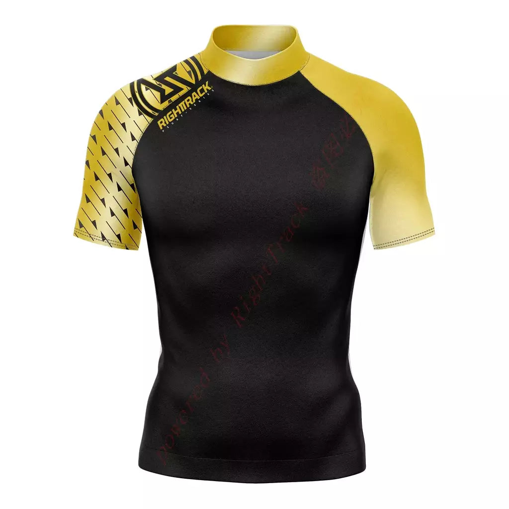 Rashguard dos homens novos Manga Curta Surf Camisas Protetor Solar Lycra Tecido Surf Camisola Proteção UV RightTrack Swimwear