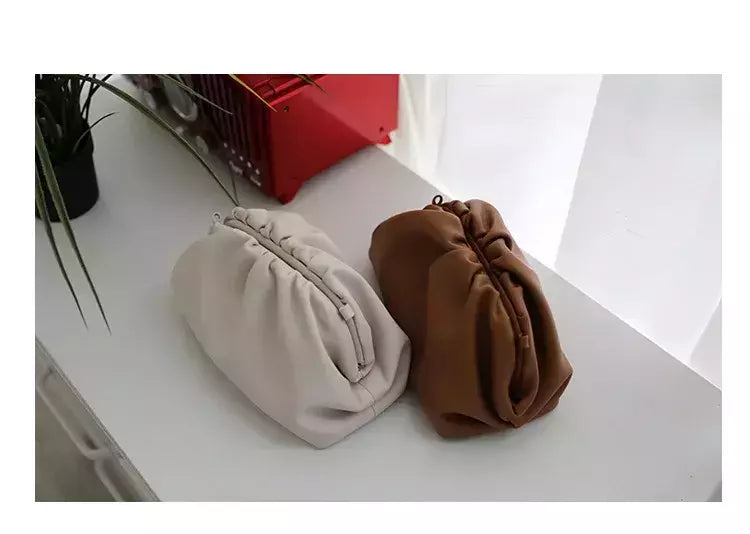 Saco de Nuvem de Couro Genuíno para Mulheres, Couro Macio, Ombro Crossbody Bags, Alta Qualidade, Embreagens Femininas Noite, Senhoras, 2023
