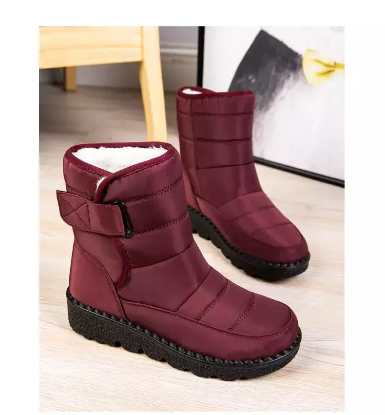 Botas de neve impermeáveis antiderrapantes para mulheres, sapatos de plataforma, tornozelo quente, sapatos acolchoados de algodão, inverno