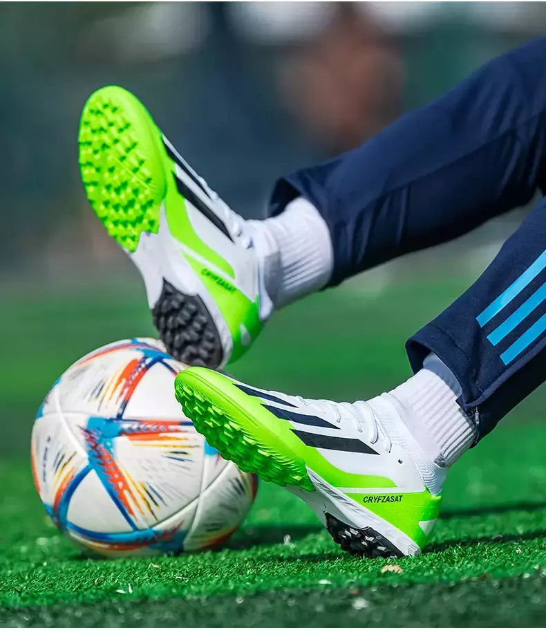 Tênis de treinamento interno profissional para homens, sapatos de futebol originais, botas de campo, ao ar livre, grampos sociais, rápidos