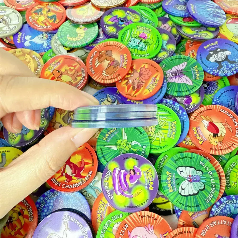 Material acrílico tazos pokemon 1a edição ash ketchum starter pokemon torneiras coleção cartão acrílico pikachu trainer redondo pogs