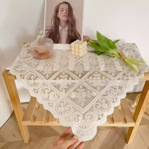 Toalha de mesa bordada antiga, Monocromática, Elegante Processo De Corte De Flores, Poliéster Quadrado Toalha De Mesa para Festa De Casamento, Ação De Graças e Decoração De Casa, Máquina De Tecelagem, Tecelagem Durável, 100% Poliéster