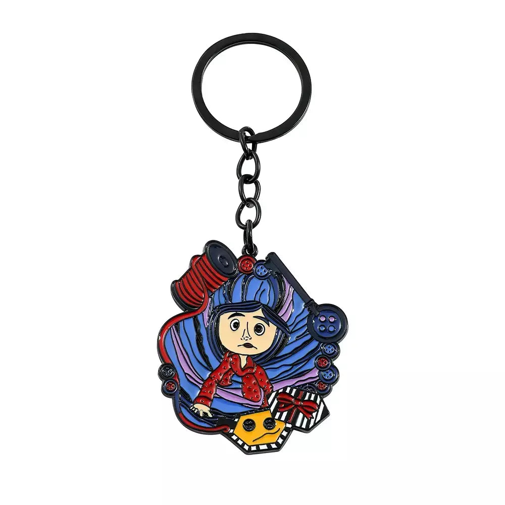 Figura de desenho animado Coraline e chaveiro de porta secreta, filme de anime emocionante de fantasia, pingente esmaltado, chaveiros, presentes de ornamento