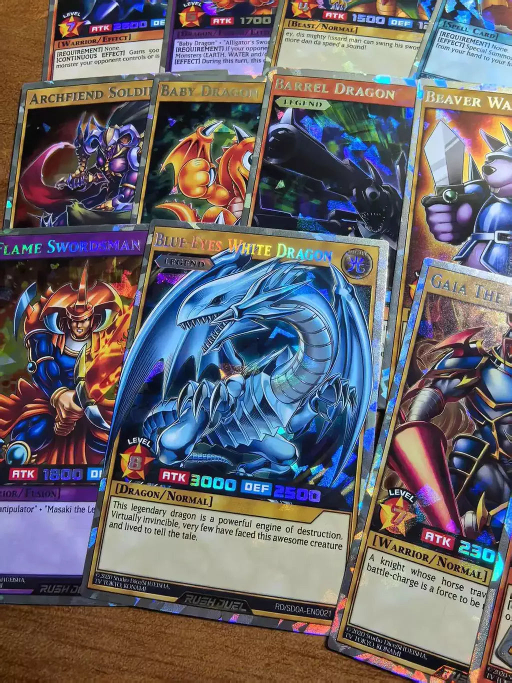 Diy 72 pçs novo yu gi oh rush duel cartões clássico duelo monstro coleção olhos vermelhos & azuis yugioh cartões holográficos brilhantes em inglês