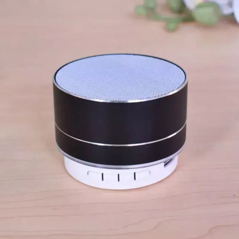 A10 alto-falante de metal bluetooth sem fio portátil áudio do carro deslumbrante crack luzes led subwoofer suporte cartão tf carregamento usb para pc