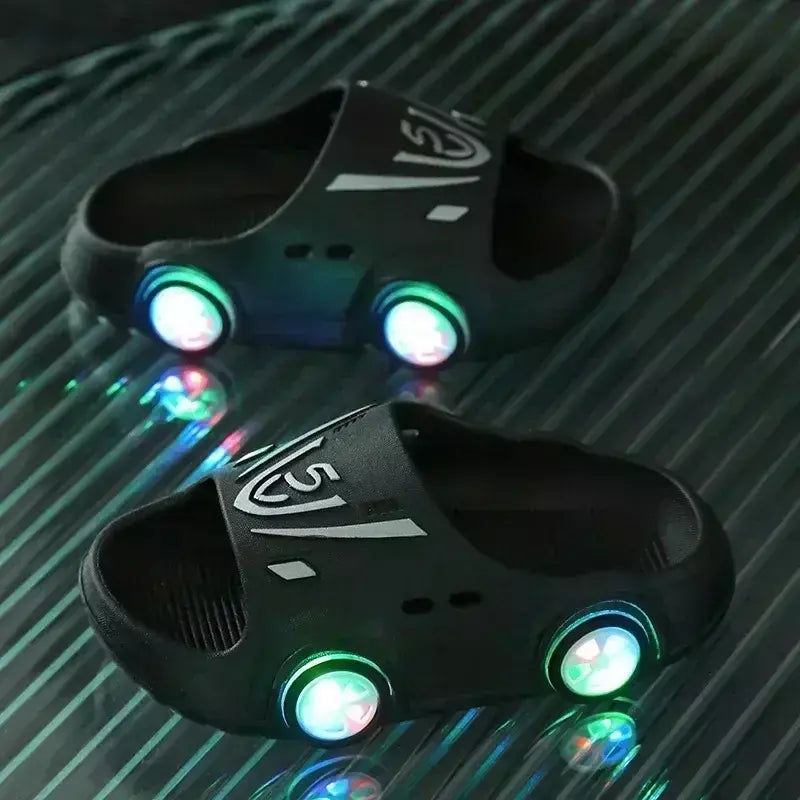 Chinelos luminosos das crianças forma do carro meninos meninas moda sapatos bonitos banheiro crianças chinelos da criança