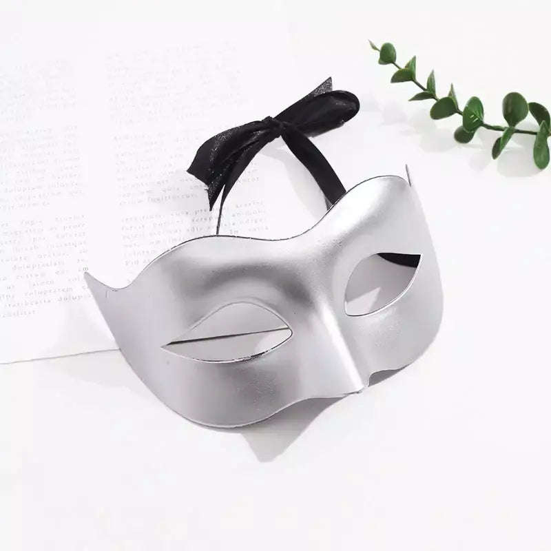 Mulheres homem sexy cavalheiro máscara de baile máscara de baile adereços festa de halloween preto branco retro máscara de plástico meia face cosplay máscara