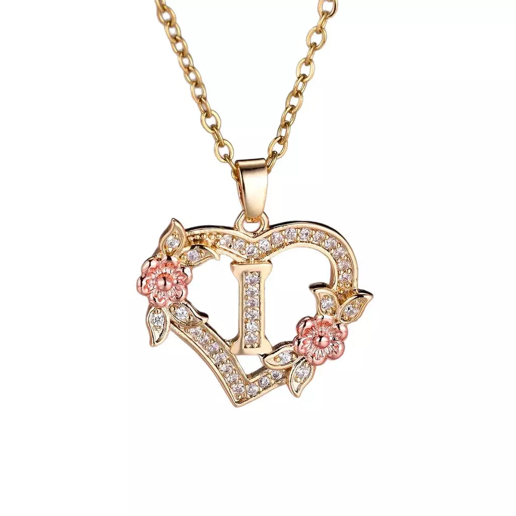 Venda quente oco amor flor 26 letras em inglês pingente de diamante senhora colar pingente personalizado moda clavícula corrente
