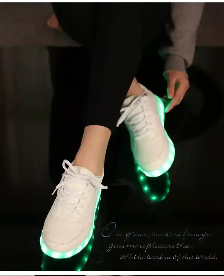 Maogu 2024 adulto unissex das mulheres dos homens criança tênis luminosos brilhante carga usb meninos led colorido light-up sapatos meninas calçados