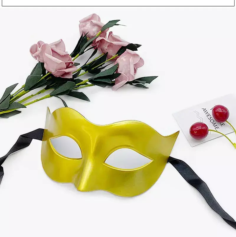 Mulheres homem sexy cavalheiro máscara de baile máscara de baile adereços festa de halloween preto branco retro máscara de plástico meia face cosplay máscara