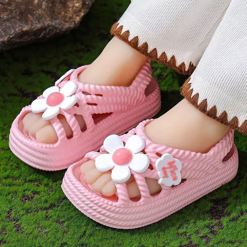 Sandálias para meninas verão nova moda princesa sapatos eva antiderrapante fundo macio flor indoor e outdoor sandálias infantis