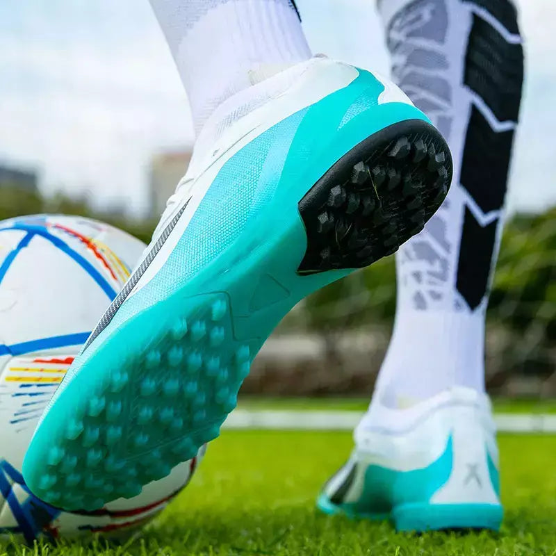 Tênis de treinamento de grama profissional para homens, grampos interiores, botas de futebol indoor, botas antiderrapantes, sociedade original