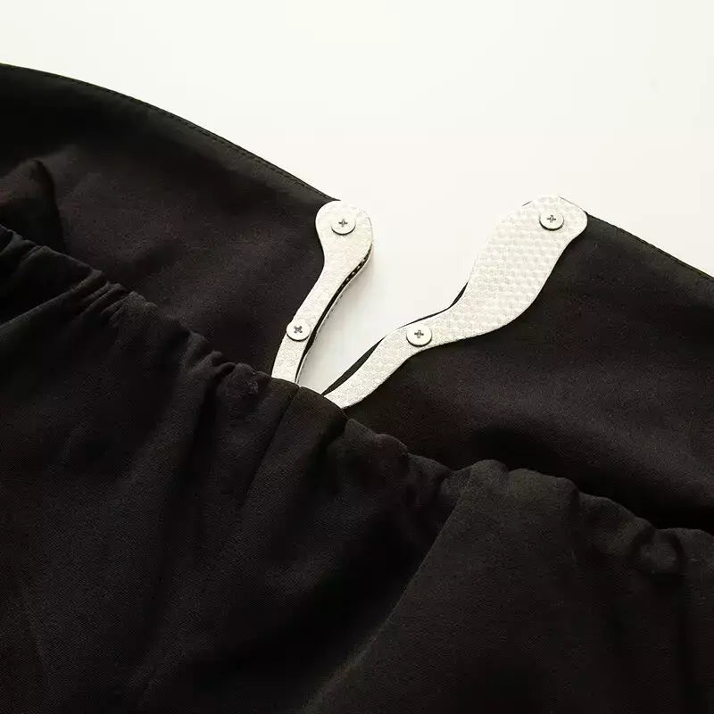 Tfmln moda feminina mini vestido sem alças verão 2025 novo chique diamante com decote em v sexy fora do ombro vestidos curtos elegante vintage ?