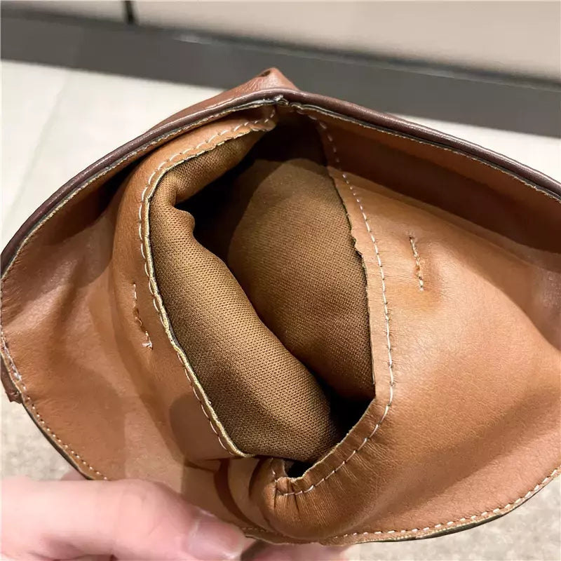 Botas góticas cravejadas para mulheres, joelho alto, couro curto, salto baixo, vaqueiro ocidental, designer de luxo, sapatos de rock novos, vintage, ocidental, 2024