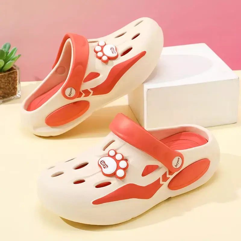 Tamancos de jardim de EVA confortáveis femininos, sandálias de dedo fechado para uso interno/externo em casa e na praia, sapatos ventilados com sola macia