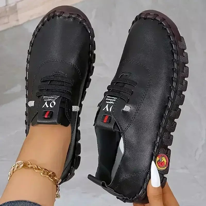 Mulheres tênis 2025 novos sapatos de designer mocassins de sola macia romana respirável ao ar livre retro tamanho grande único sapatos para mulher