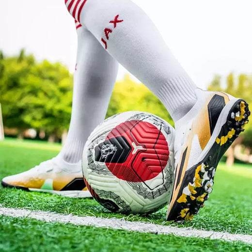 Sapatos de futebol FG TF para homens, botas antiderrapantes, grampos de treinamento ao ar livre, tênis de futsal, calçado esportivo infantil