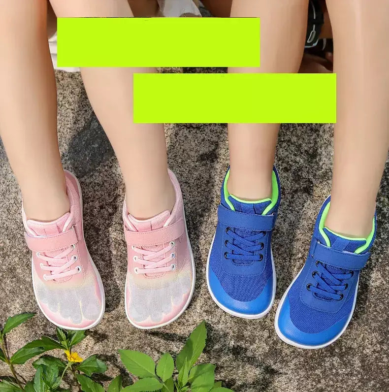 Novos meninos meninas tênis crianças largas sapatos descalços naturalmente spracam sapatos da criança pequena grande criança