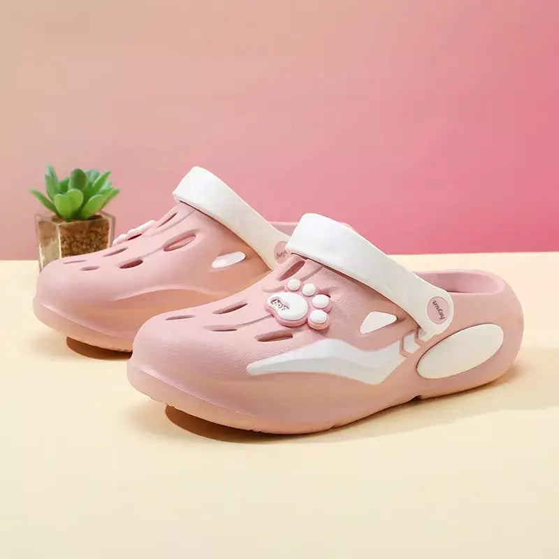Tamancos de jardim de EVA confortáveis femininos, sandálias de dedo fechado para uso interno/externo em casa e na praia, sapatos ventilados com sola macia