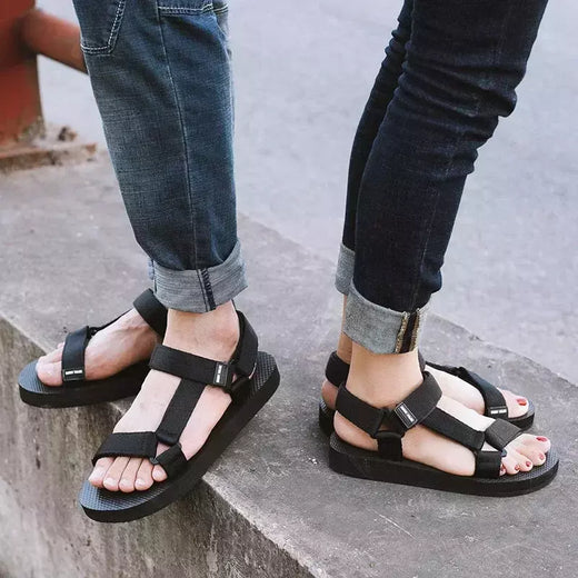 Sandálias masculinas simples e casuais, tênis confortáveis, férias na praia ao ar livre, sapatos masculinos, novos, verão, 2023