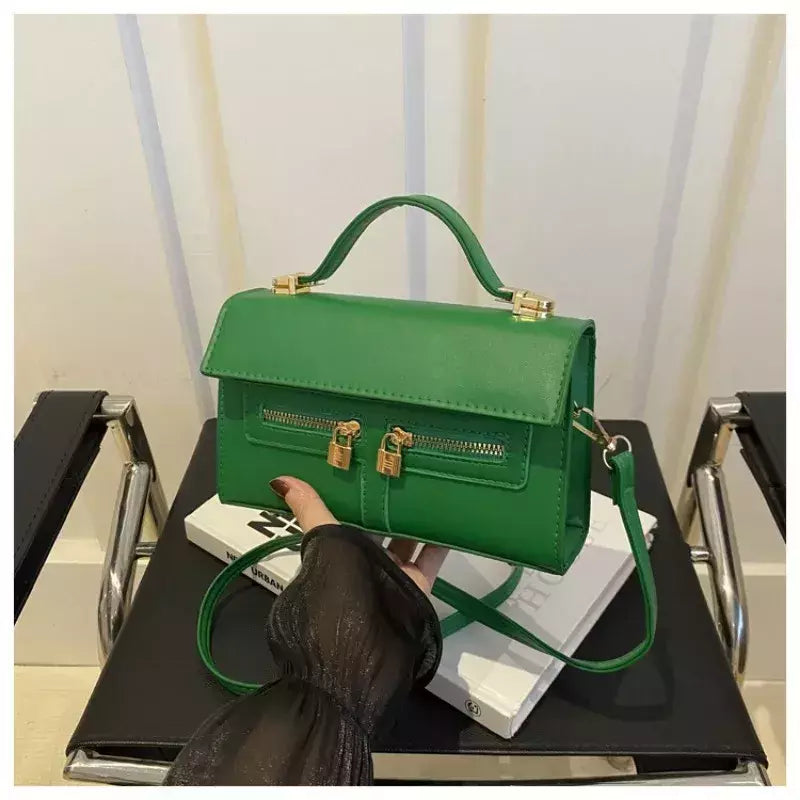 Bolsa mensageiro de ombro retrô versátil para mulheres, nicho, alta qualidade, portátil, pequena, quadrada, além de fronteiras, verão, nova, 2022