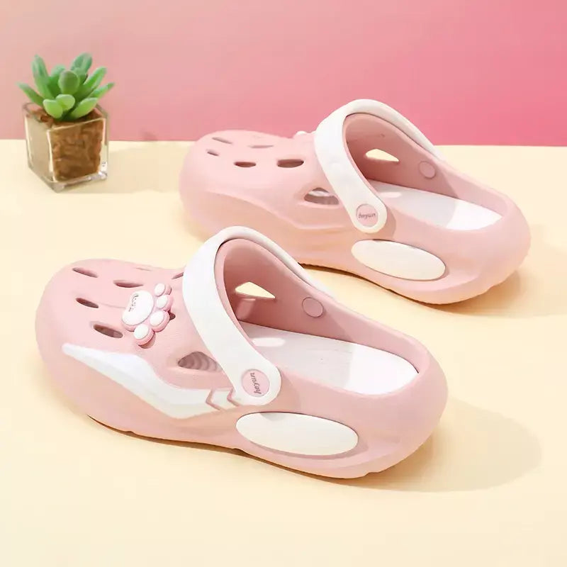 Tamancos de jardim de EVA confortáveis femininos, sandálias de dedo fechado para uso interno/externo em casa e na praia, sapatos ventilados com sola macia