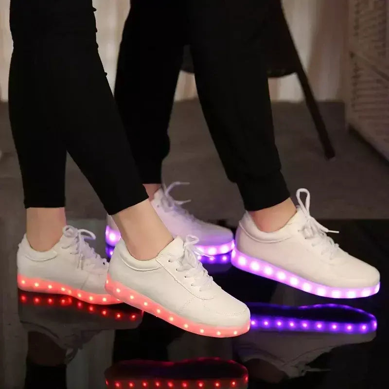 Maogu 2024 adulto unissex das mulheres dos homens criança tênis luminosos brilhante carga usb meninos led colorido light-up sapatos meninas calçados