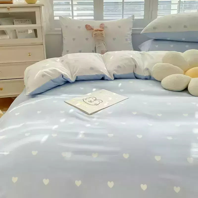 Blue Hearts Love Bedding Set para meninas e meninos, folha plana de tamanho duplo, capa de edredão e fronha, roupa de cama macia, têxteis domésticos, meninos