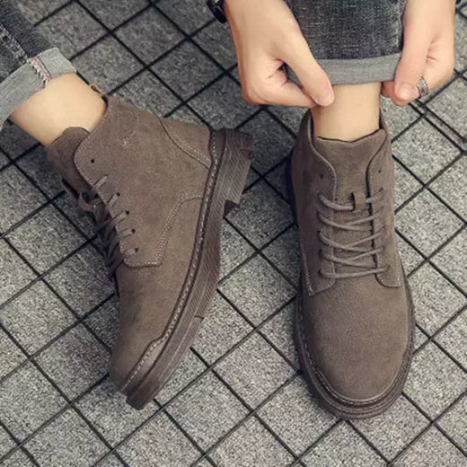 Sapatos retrô respiráveis de cano médio masculino, botas casuais de trabalho, sapato confortável, sapato leve, bota masculina da moda, quente, outono, inverno, nova moda