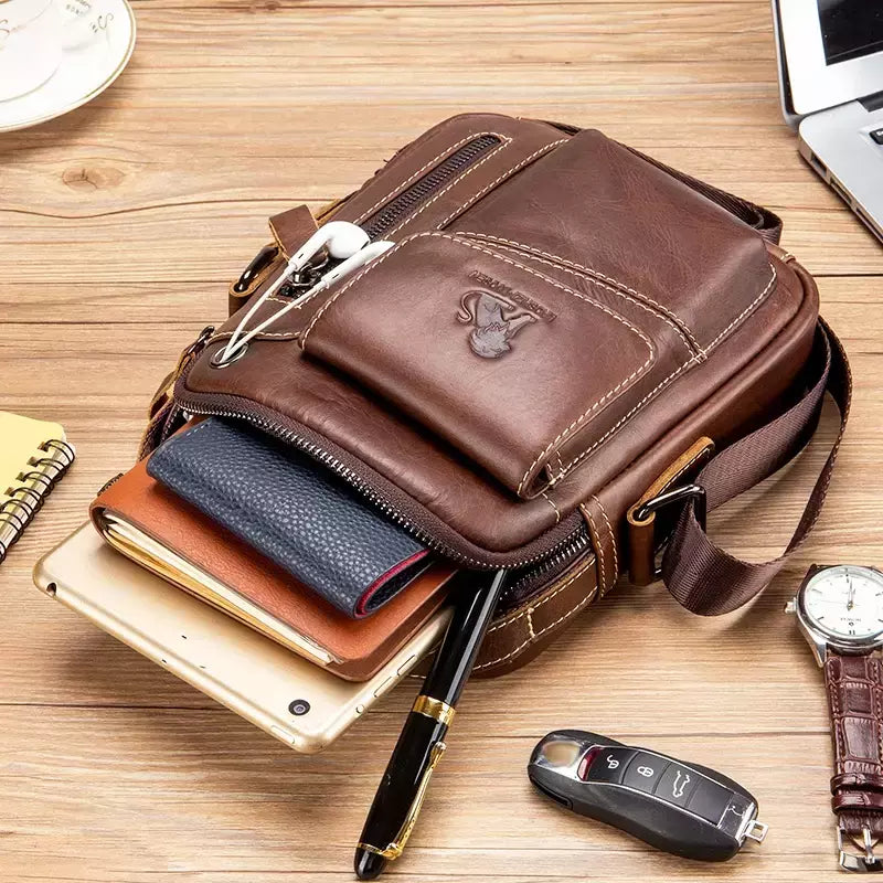 Bolsa de ombro multifuncional para homens Couro Crossbody Bag Bolsa de alta capacidade