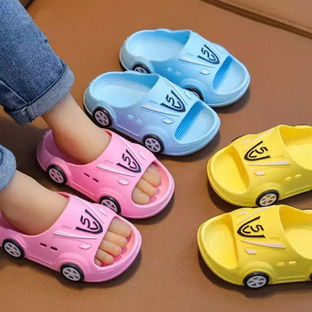Sapatos de carro antiderrapante para crianças, sapatos de praia macios, chinelo LED ao ar livre, chinelos luminosos infantis, moda de meninos e meninas