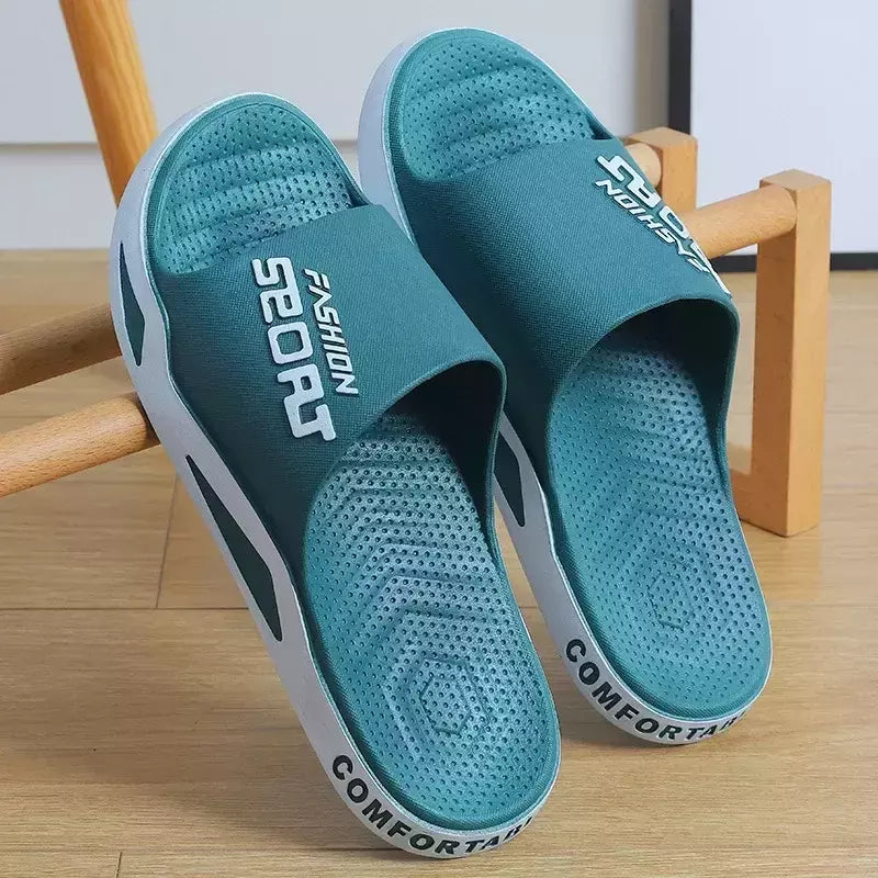 Chinelos de verão para homens e mulheres, sandálias antiderrapantes para banheiro, interior e casa, sapatos de casal na moda