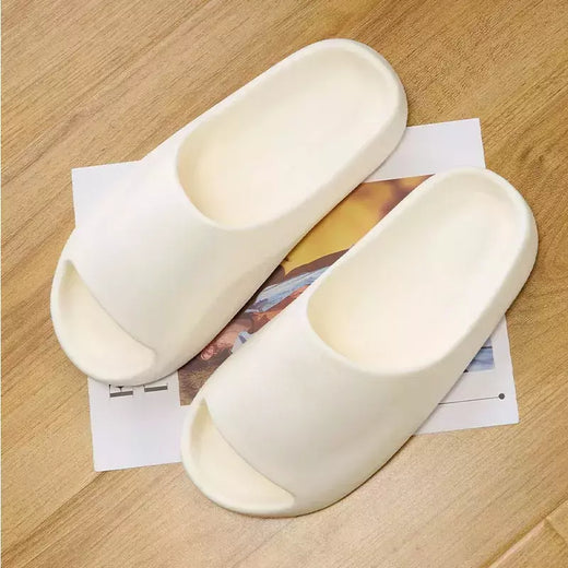 Sandálias leves EVA para homens e mulheres, chinelos ao ar livre, sapatos da moda, férias na praia, 36-45