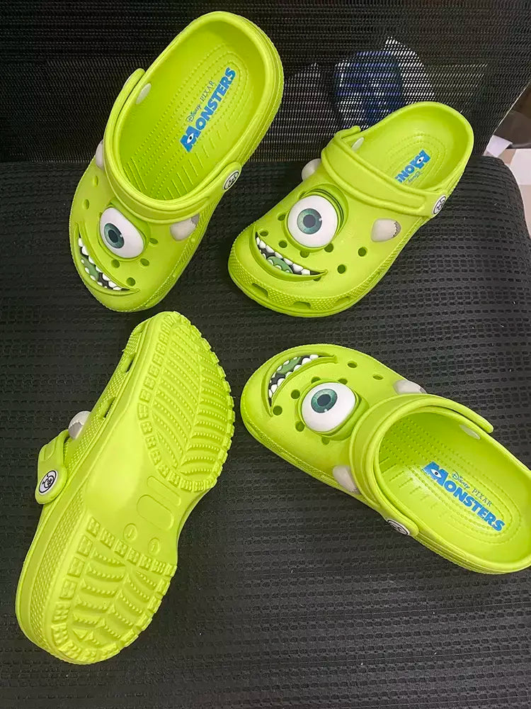 Novo dos desenhos animados mike verão antiderrapante ao ar livre sapatos de praia casuais monstro grandes olhos buraco chinelos confortáveis sandálias respiráveis presentes