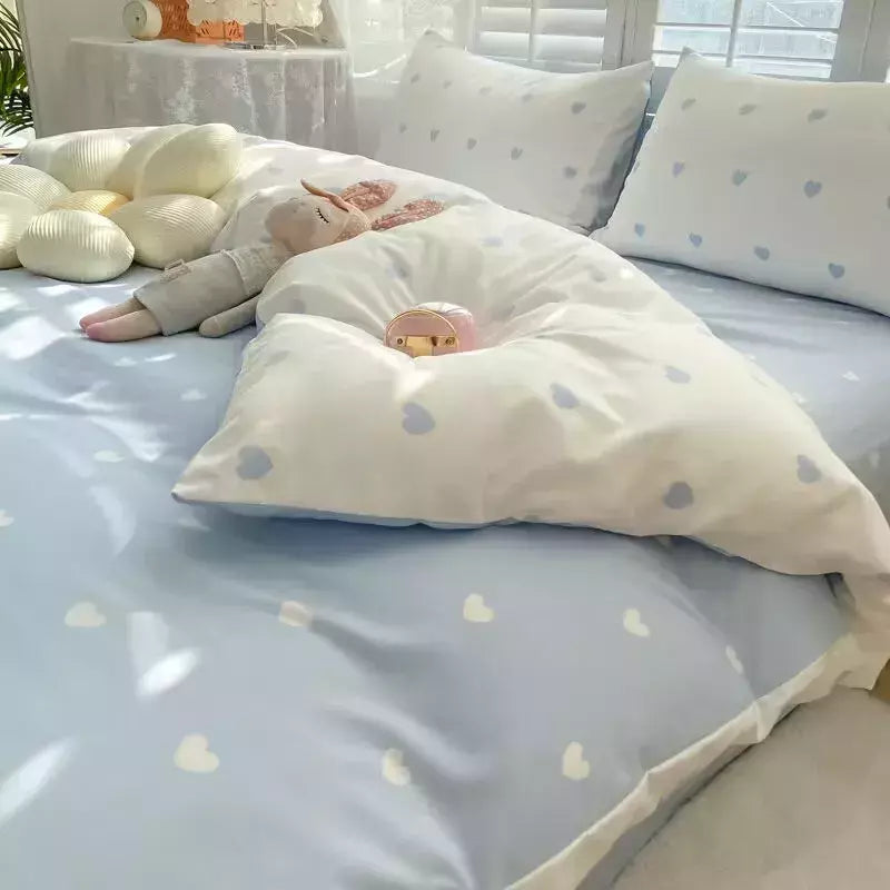 Blue Hearts Love Bedding Set para meninas e meninos, folha plana de tamanho duplo, capa de edredão e fronha, roupa de cama macia, têxteis domésticos, meninos