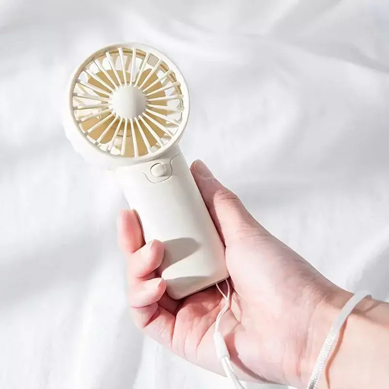 Mini ventilador portátil leve ventilador de mão aa ventilador de refrigeração a pilhas para escritório ao ar livre viagem acampamento