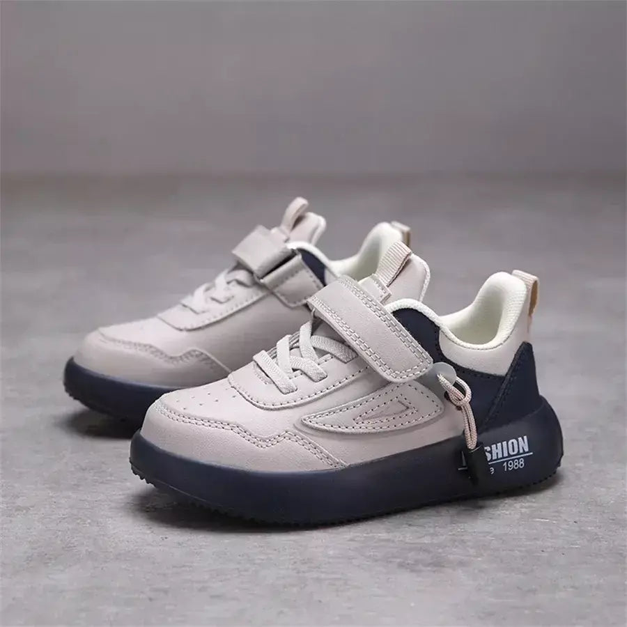 Tenis tênis crianças primavera/outono novos meninos meninas sapatos esportivos casuais sapatos de couro sola macia crianças pequenos sapatos brancos