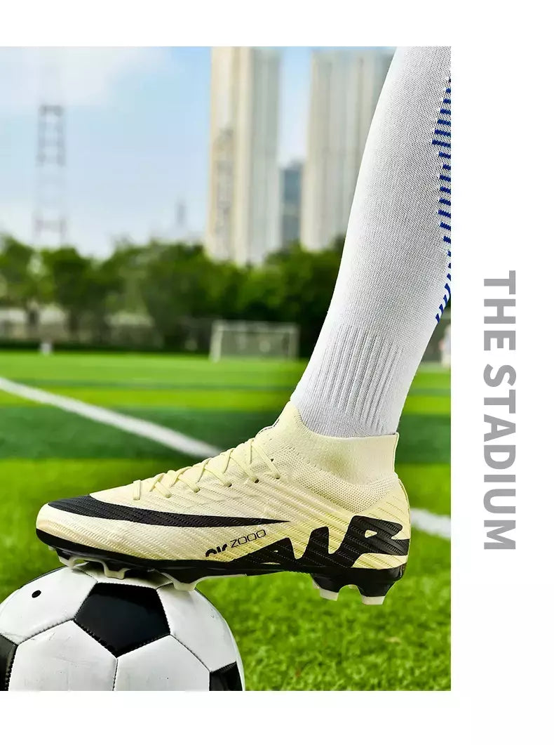 Sapatos de futebol antiderrapantes profissionais para homens, botas de treinamento Grass Society, grampos de qualidade superior, botas originais, novos