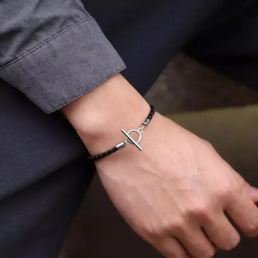 Estilo simples artesanal pulseira de couro genuíno masculino aço inoxidável ot fivela 4mm fino pulseira pulsera de cuero pulseria hombre