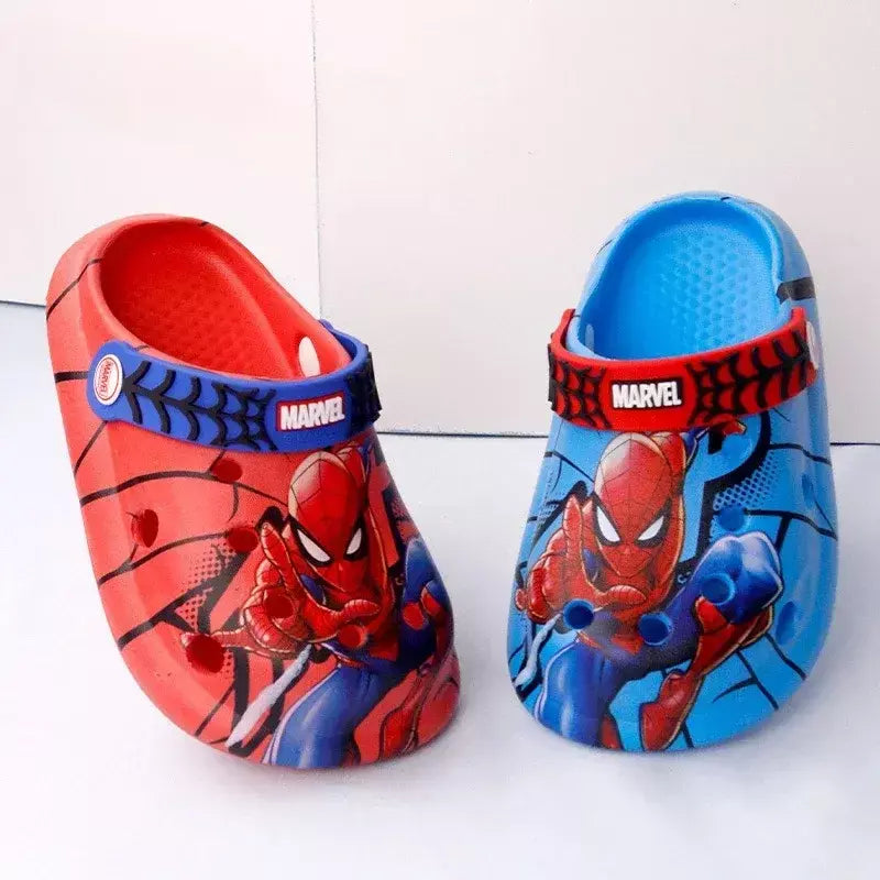 Disney chinelos infantis verão meninos spiderman chinelo antiderrapante buraco crianças sapatos de praia fundo macio criança casa chinelo