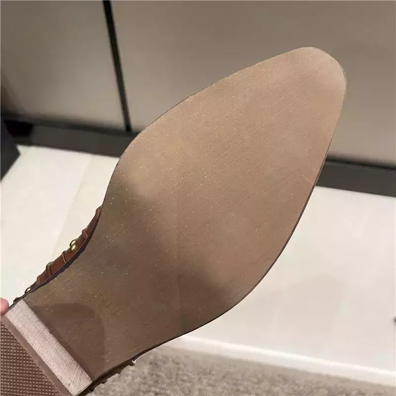 Botas góticas cravejadas para mulheres, joelho alto, couro curto, salto baixo, vaqueiro ocidental, designer de luxo, sapatos de rock novos, vintage, ocidental, 2024