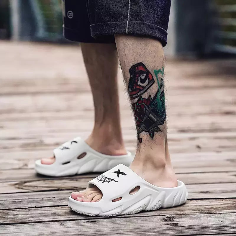 Sandálias antiderrapantes clássicas masculinas, chinelos confortáveis ao ar livre, sapatos macios de EVA, moda jovem, verão, venda quente
