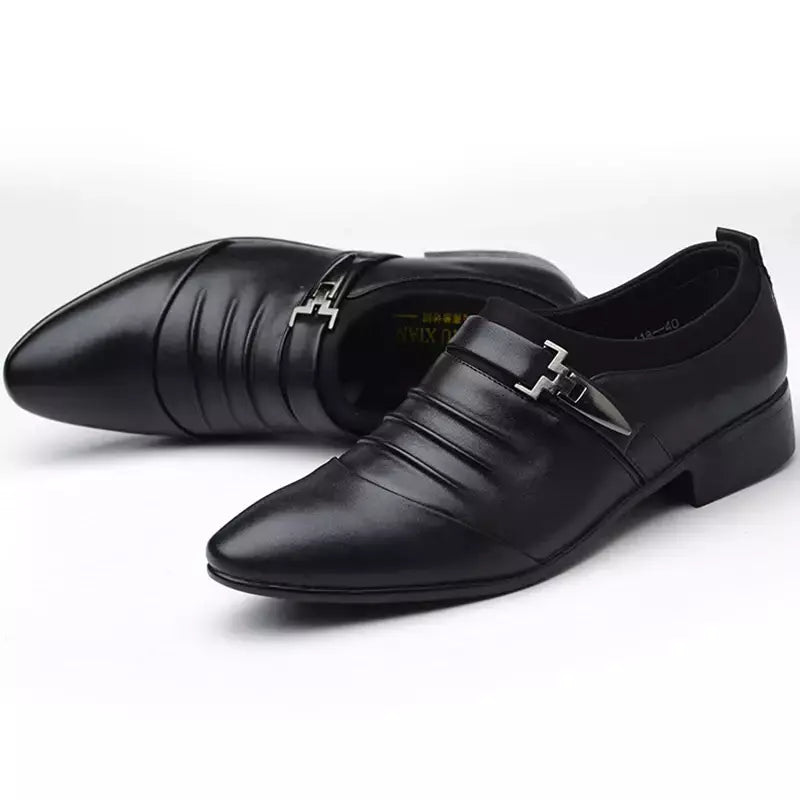 Sapato masculino clássico vestido de couro PU, deslizar, tamanho grande, ponto do dedo do pé, negócios, casual, formal, casamento