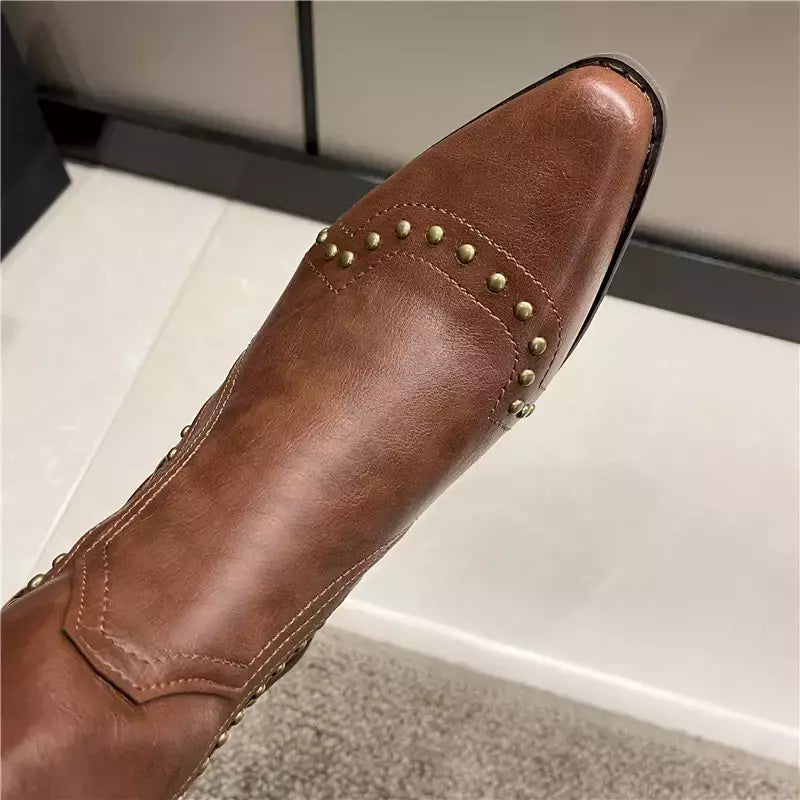 Botas góticas cravejadas para mulheres, joelho alto, couro curto, salto baixo, vaqueiro ocidental, designer de luxo, sapatos de rock novos, vintage, ocidental, 2024