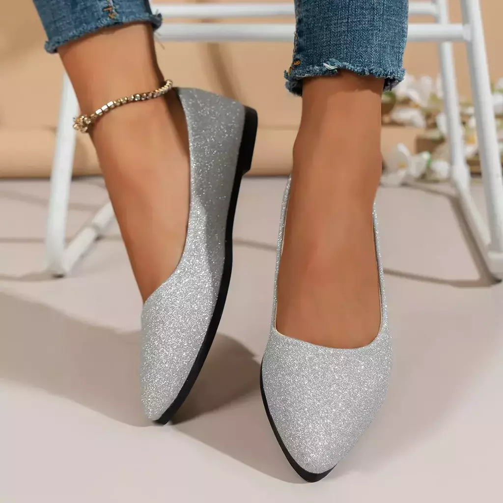 Mocassins deslizantes respiráveis para mulheres, sapatilhas rasas, fundo macio, sapatos de barco com dedo apontado, tamanho grande, 43, moda verão, 2024